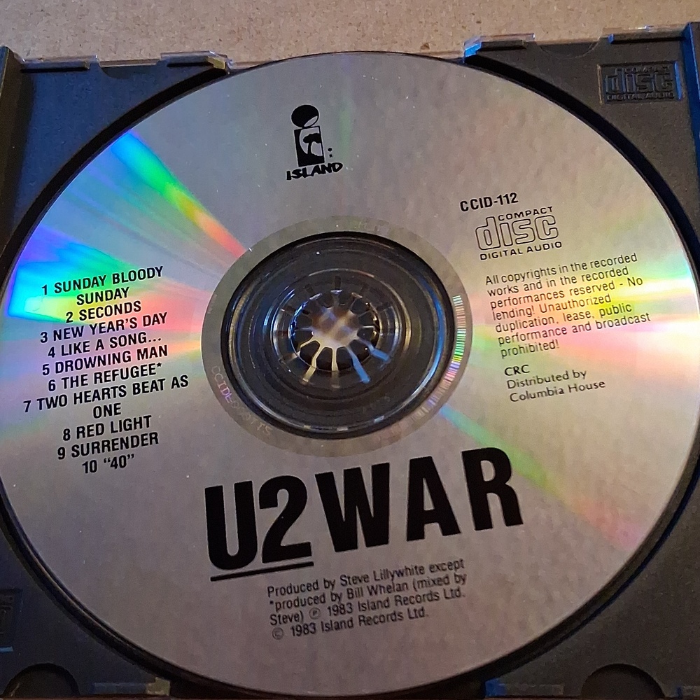 U2 "How to Dismantle an Atomic Bomb" CD/DVD & "War" CD - Picture 4 of 13